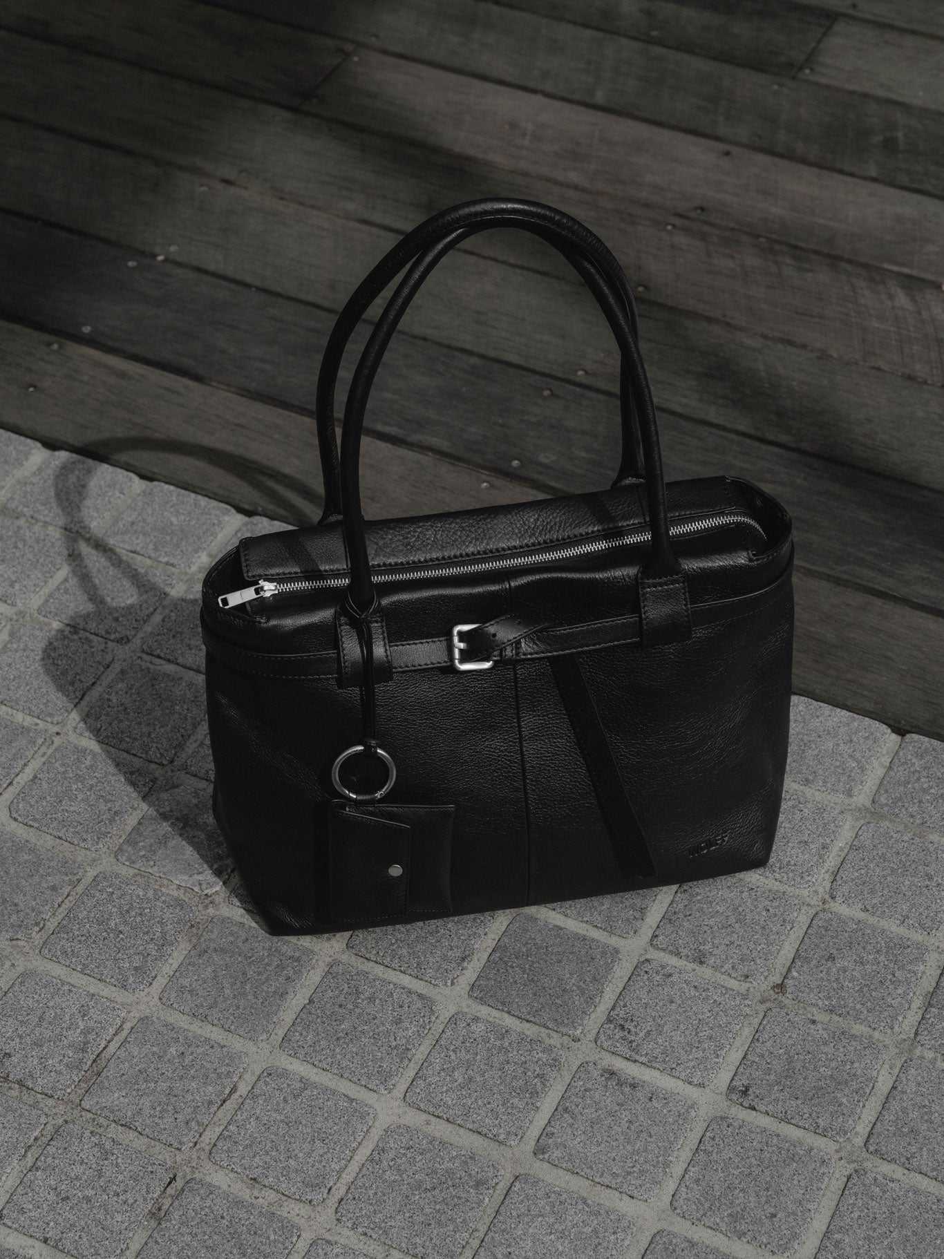 Paris Commuter Tote — Black, Thin Belt