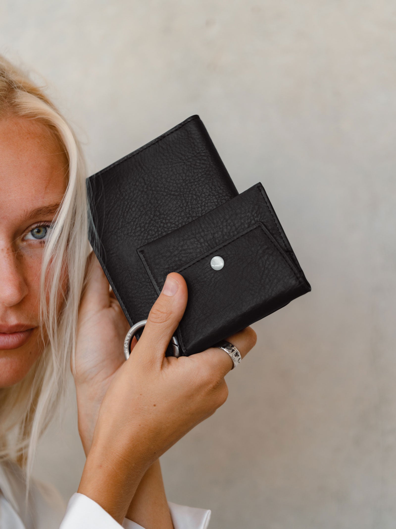 Bundle: Wallet & Passport Holder - black