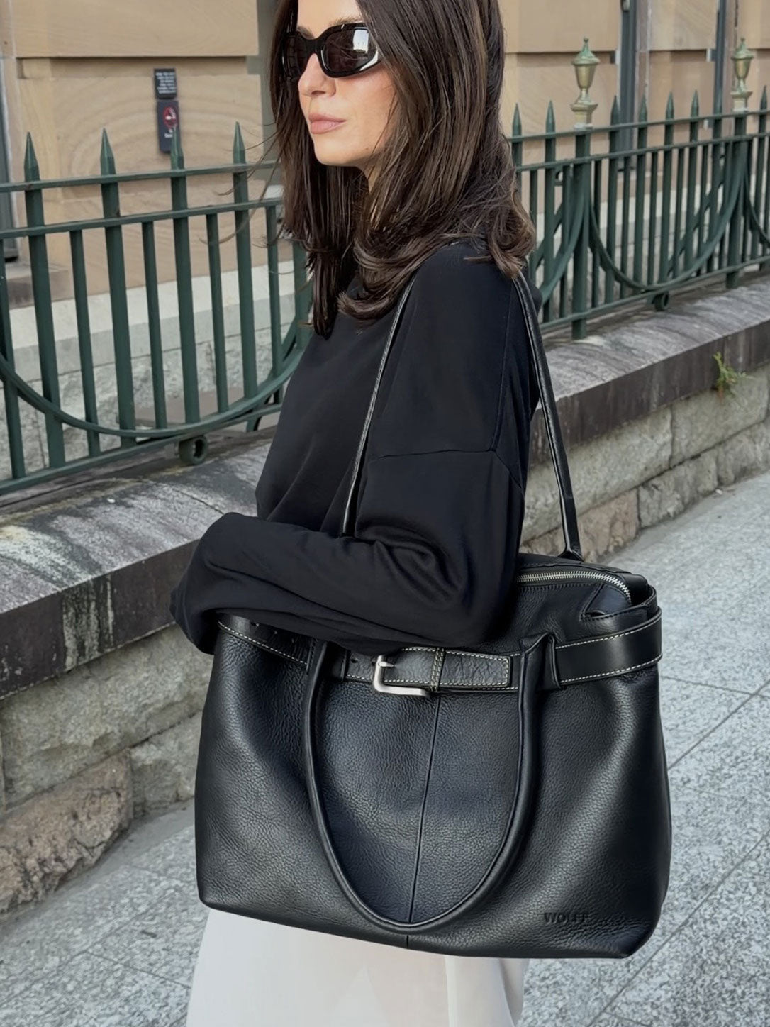 Paris Commuter Tote — Black, Wide Belt