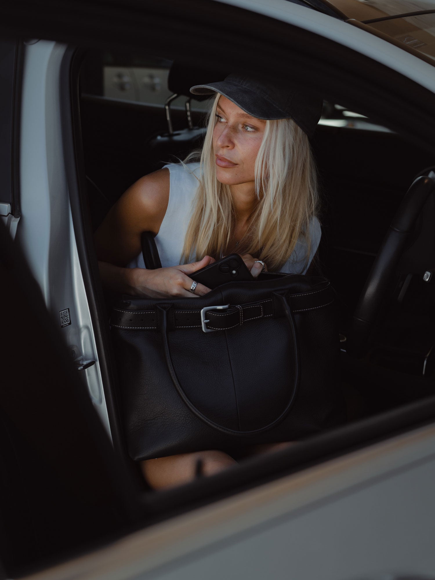 Paris Tote by @dom.overseas — Black, wide belt