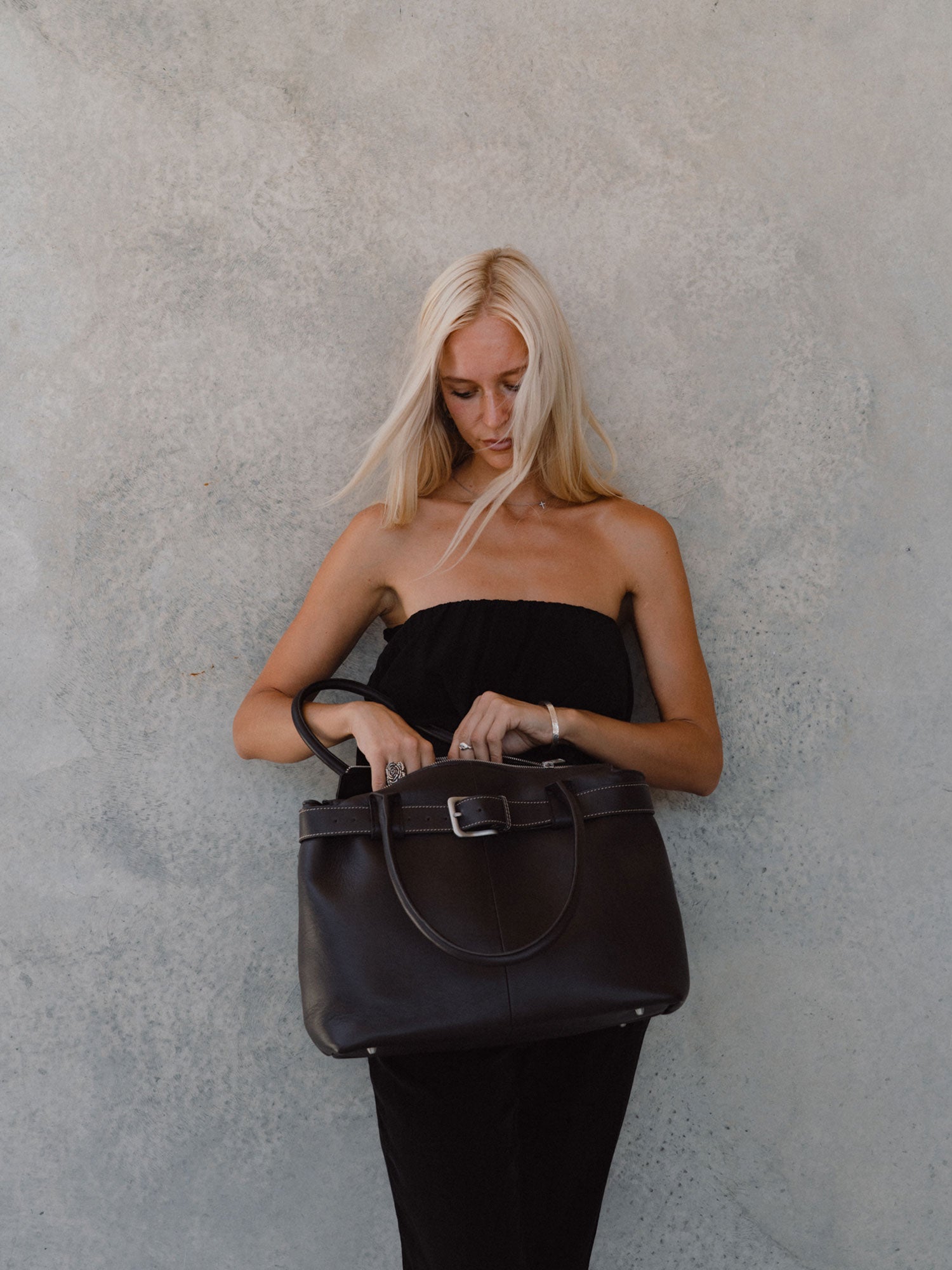 Paris Tote by @dom.overseas — Chocolate, wide belt