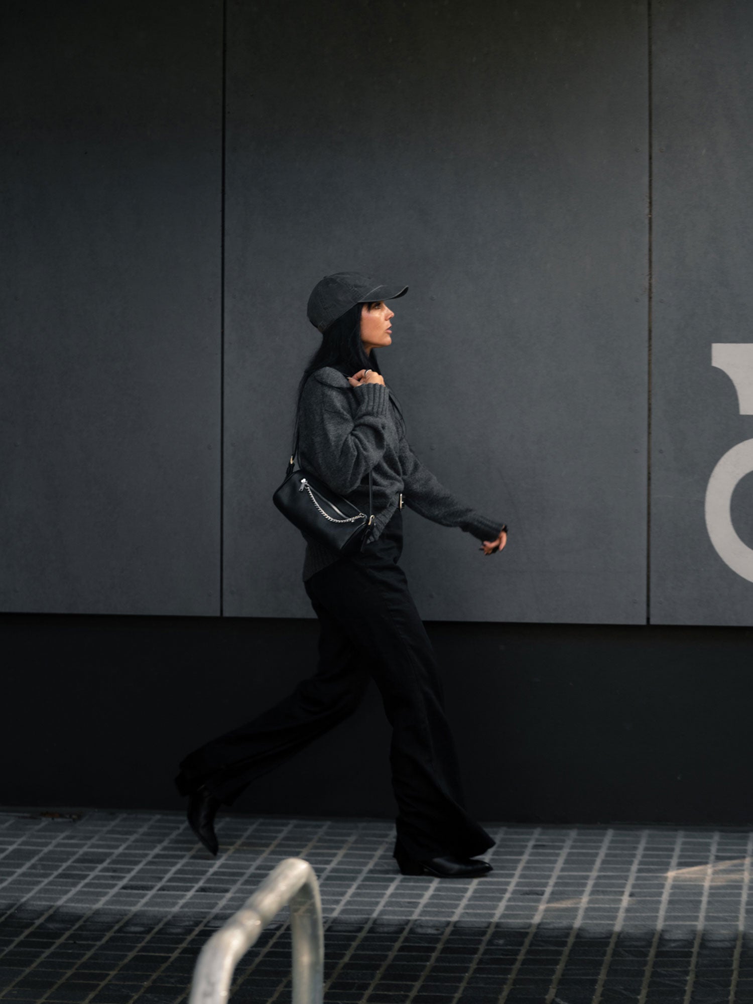 Tokyo Barrel Bag — Black