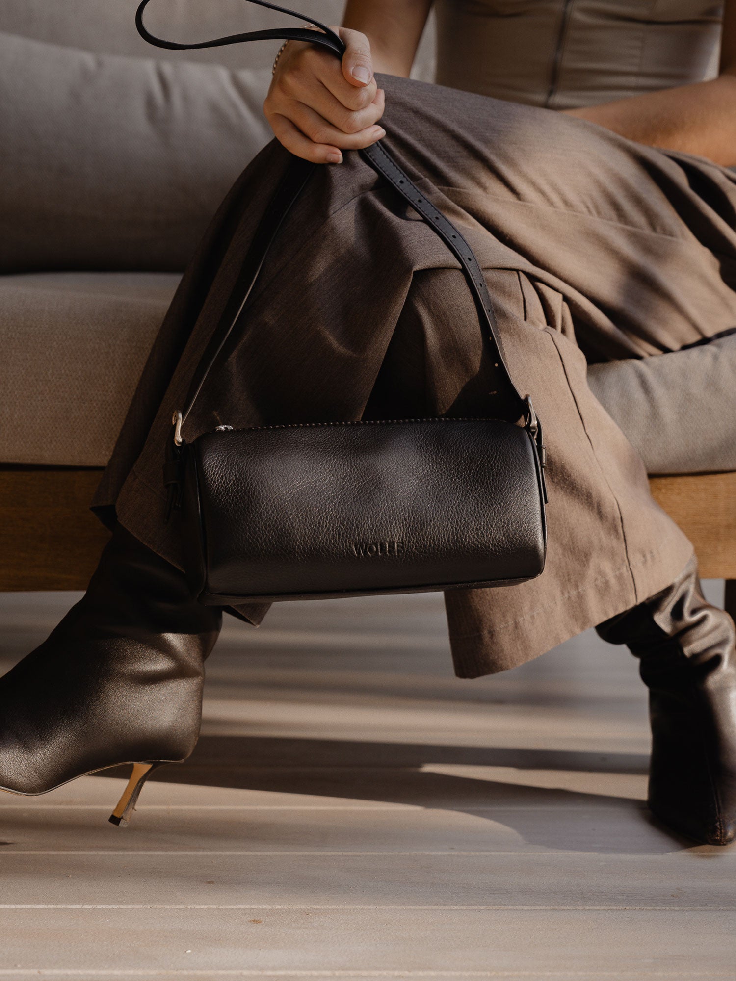 Tokyo Barrel Bag — Chocolate