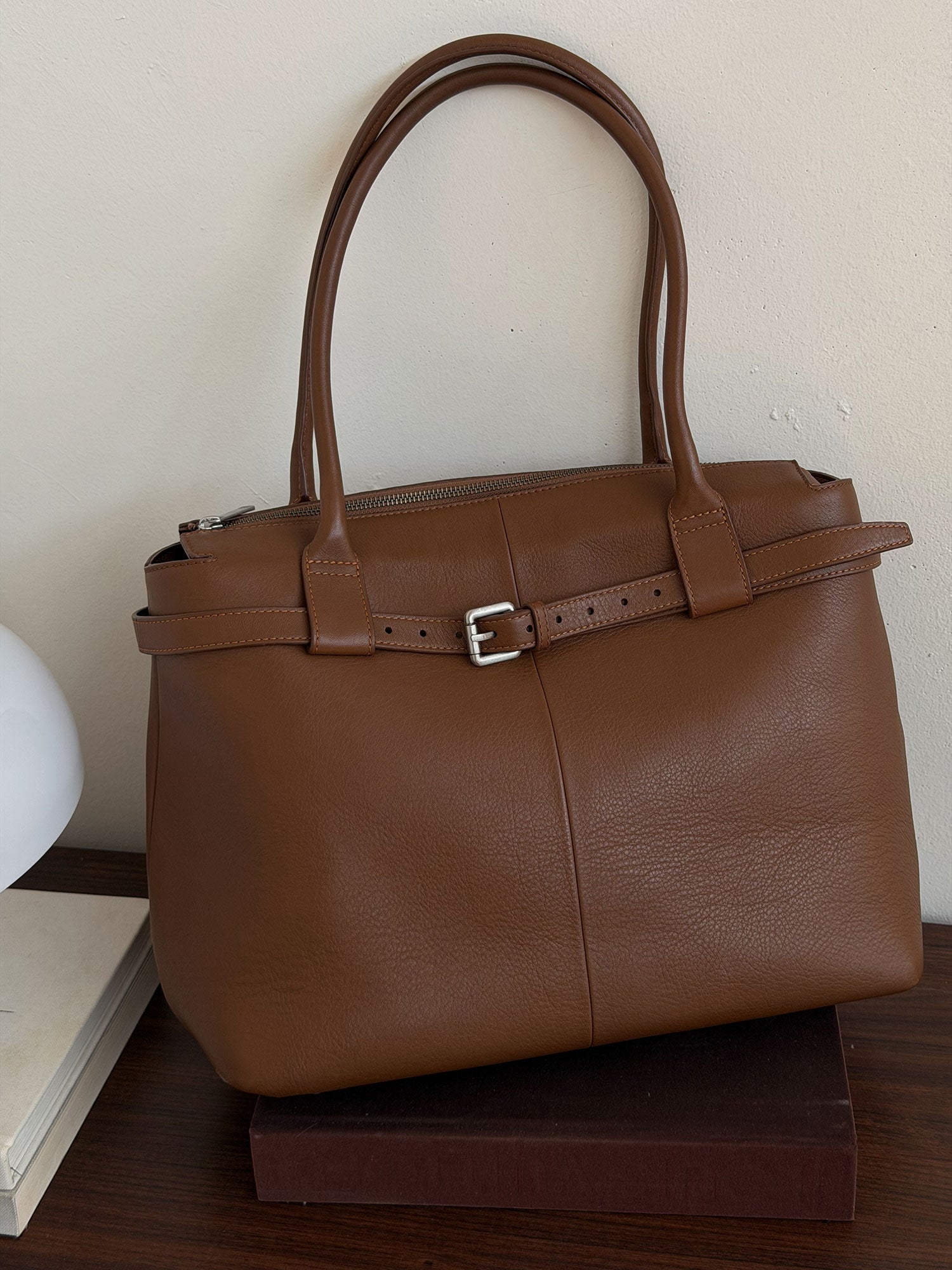 The Paris Commuter Tote — Tan, thin belt