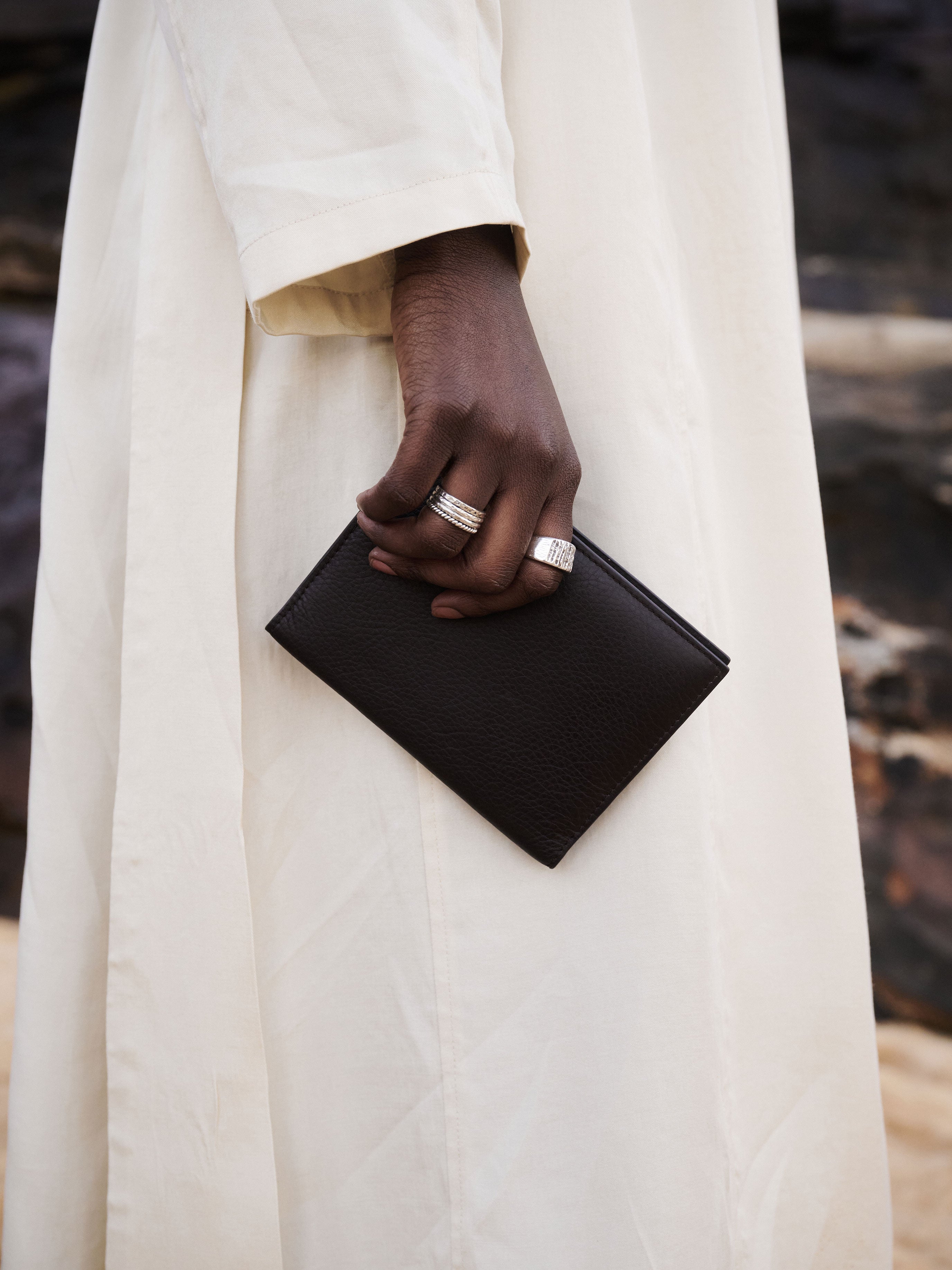 Rio Passport Holder — Chocolate