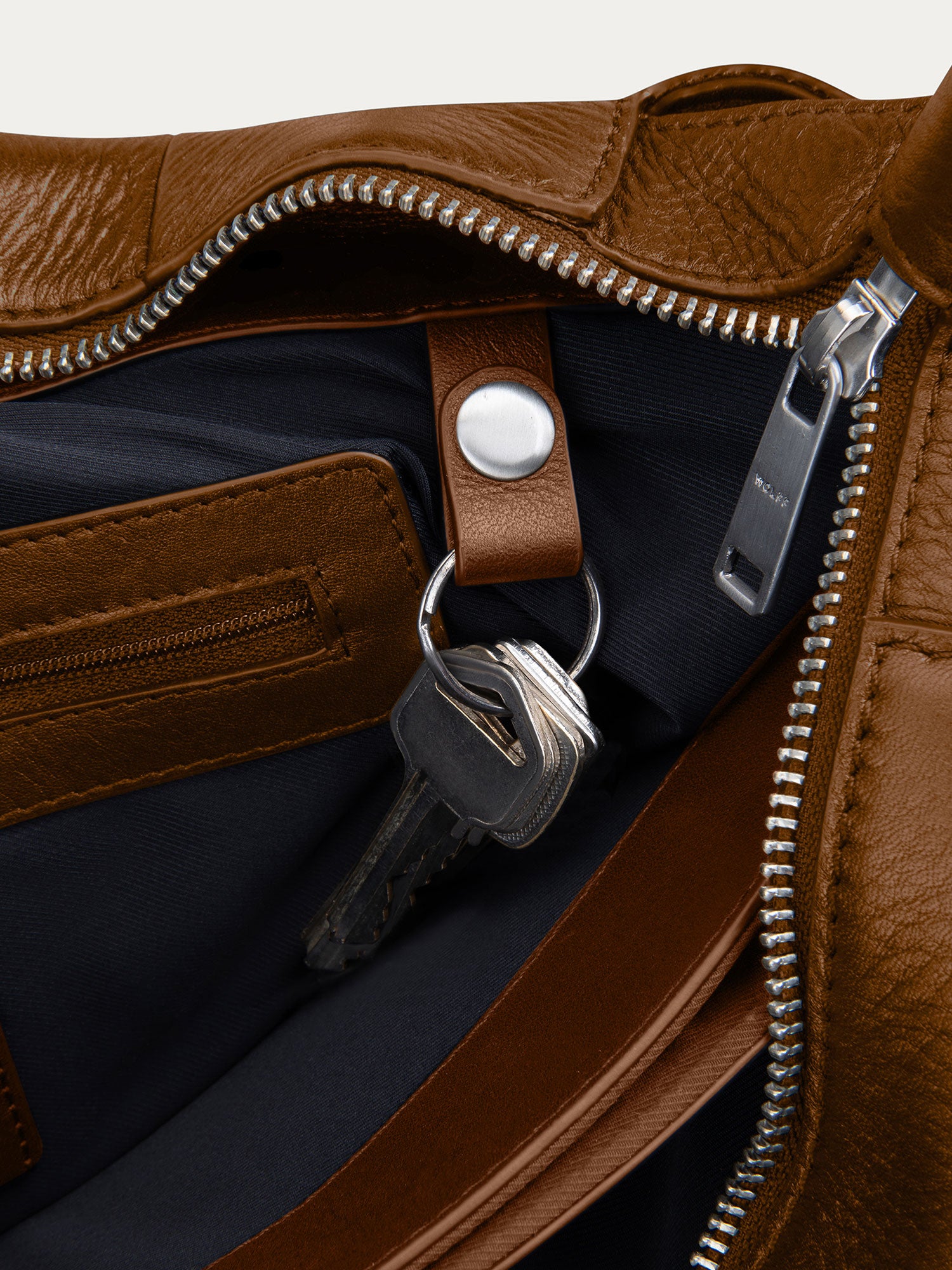 The Paris Commuter Tote — Tan, thin belt