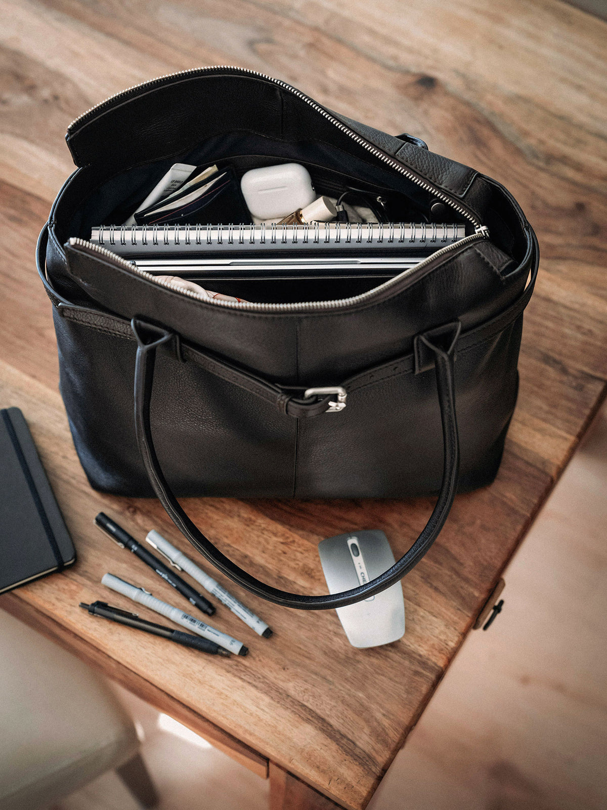 Paris Tote Bag — Black, Thin Belt